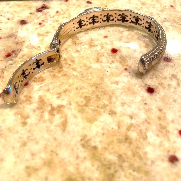 Judith Ripka Sterling Silver hinged cuff - Picture 3 of 13